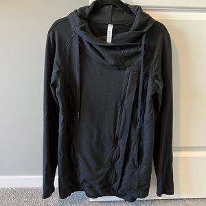 Lululemon coast easy wrap 8